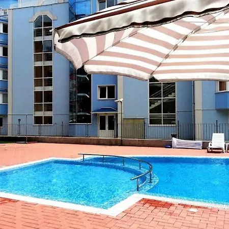 Studio 5 Sunset Beach 4 דירה